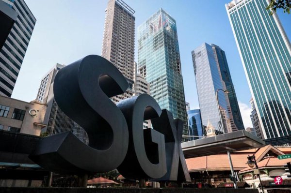 Local stock markets opened on Wednesday and fell 0.07%