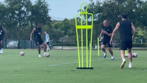 Reporter: Haaland, new players Sherky and Reindes are training with the team to prepare for the Club World Cup