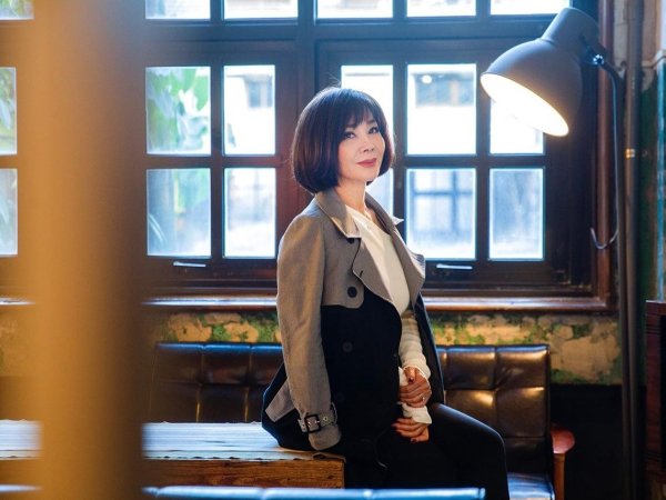 The nude origin, the divorce and the romance... The ups and downs of life are more exciting than the 8-minute film she has played! Chen Meifeng: If you meet it, face it. If you take a step back, you w