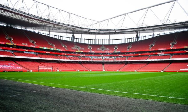 TA: Arsenal is seriously considering expanding the Emirates Stadium, and the complex plan will require temporary relocation for a year or two