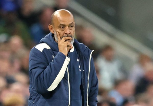 talkSPORT: Nuno asked West Ham for three new winter transfer signings, intending to compete with Roma for Zirkzee
